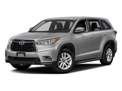Used 2016 Toyota Highlander LE