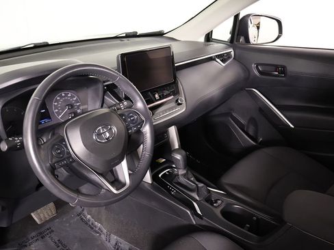 Used 2023 Toyota Corolla Cross LE FWD image 24