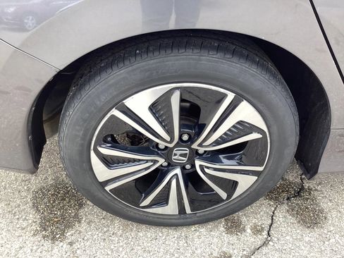 Used 2018 Honda Civic EX-L image 35