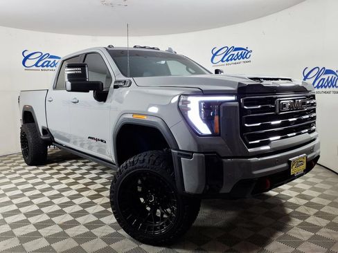 Used 2025 GMC Sierra 2500 AT4 w/ AT4 Premium Plus Package AWD/4WD image 1