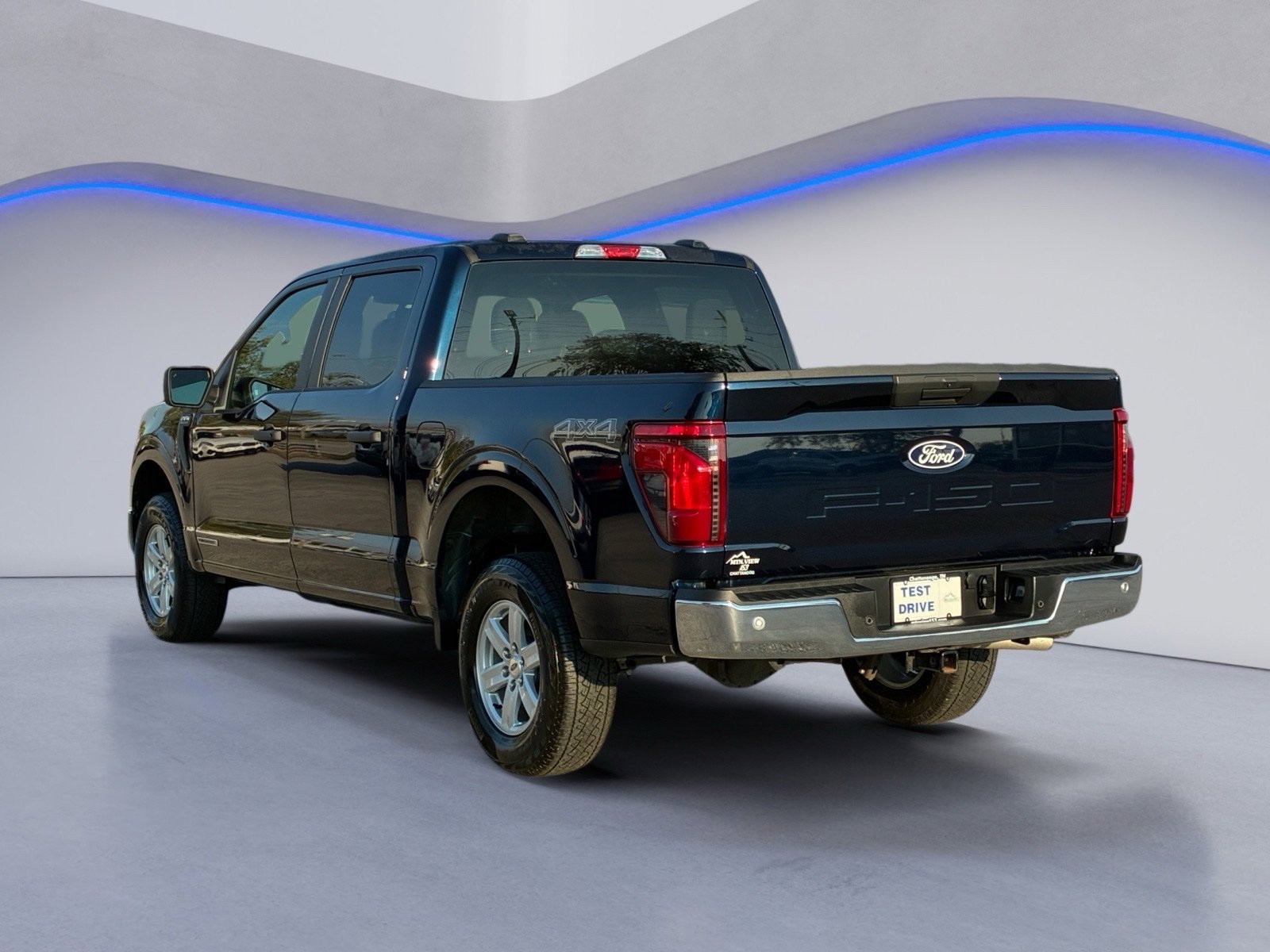 Used 2025 Ford F150 XL w/ Equipment Group 104A Hybrid AWD/4WD image 3