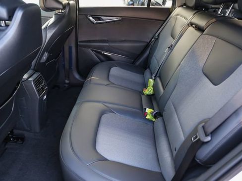 New 2026 Kia Niro Wind FWD image 11