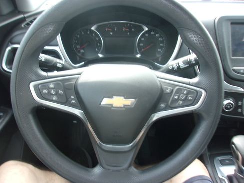 Used 2022 Chevrolet Equinox LT AWD/4WD image 6