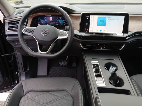 New 2026 Volkswagen Atlas SE AWD/4WD image 13