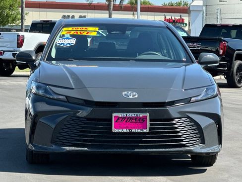 Used 2025 Toyota Camry LE FWD image 10