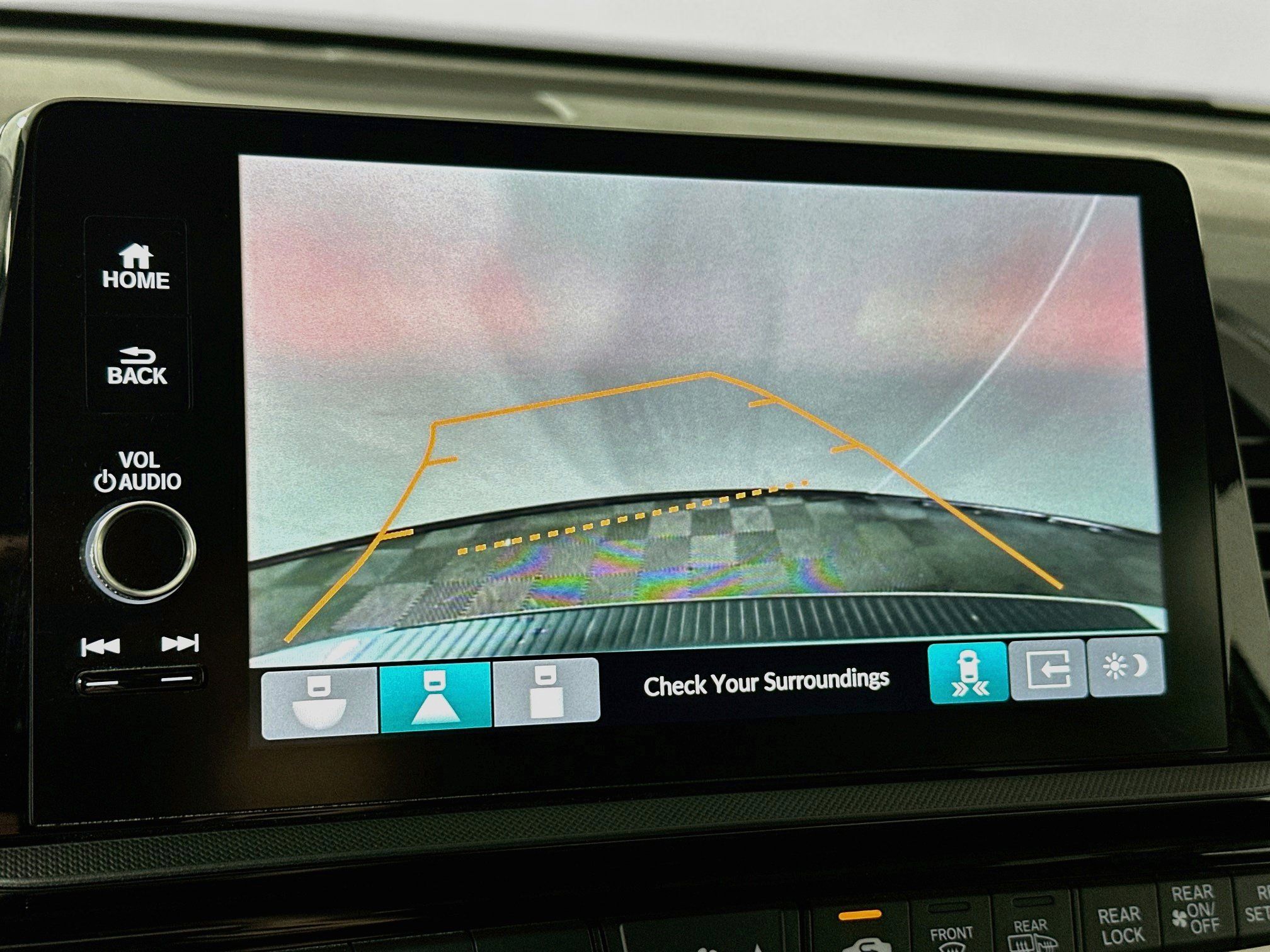 Used 2025 Honda Odyssey Touring image 14
