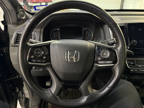 Used 2021 Honda Pilot Black Edition image 15