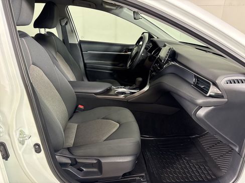 Used 2023 Toyota Camry LE FWD image 18
