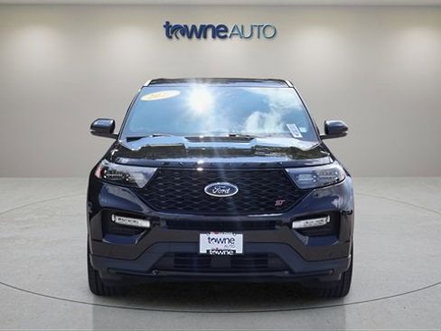Used 2022 Ford Explorer ST w/ Equipment Group 401A image 7