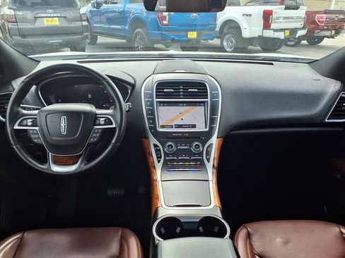 Certified 2020 Lincoln Nautilus Reserve image 4