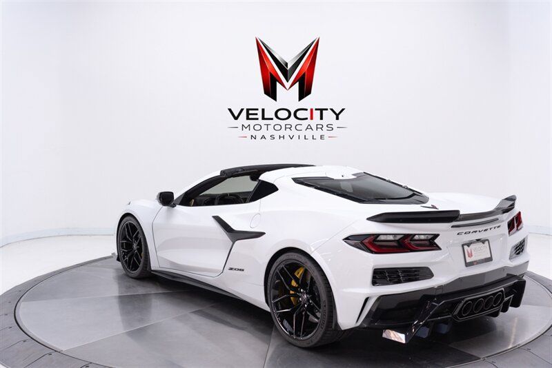 Used 2025 Chevrolet Corvette Z06 w/ Stealth Interior Trim Package RWD image 16
