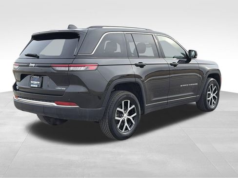 Used 2024 Jeep Grand Cherokee Limited AWD/4WD image 27