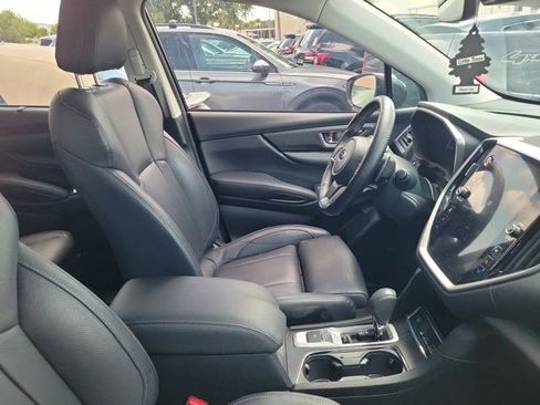 Used 2024 Subaru Ascent Limited w/ Technology Package AWD/4WD image 3