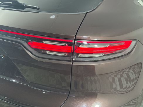 Used 2020 Porsche Cayenne Base image 32