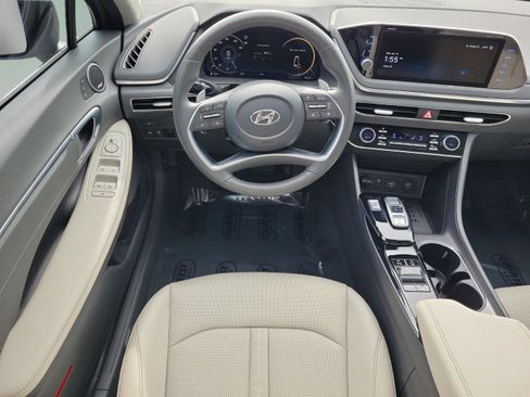 Used 2023 Hyundai Sonata Limited w/ Preferred Accessory Package image 14