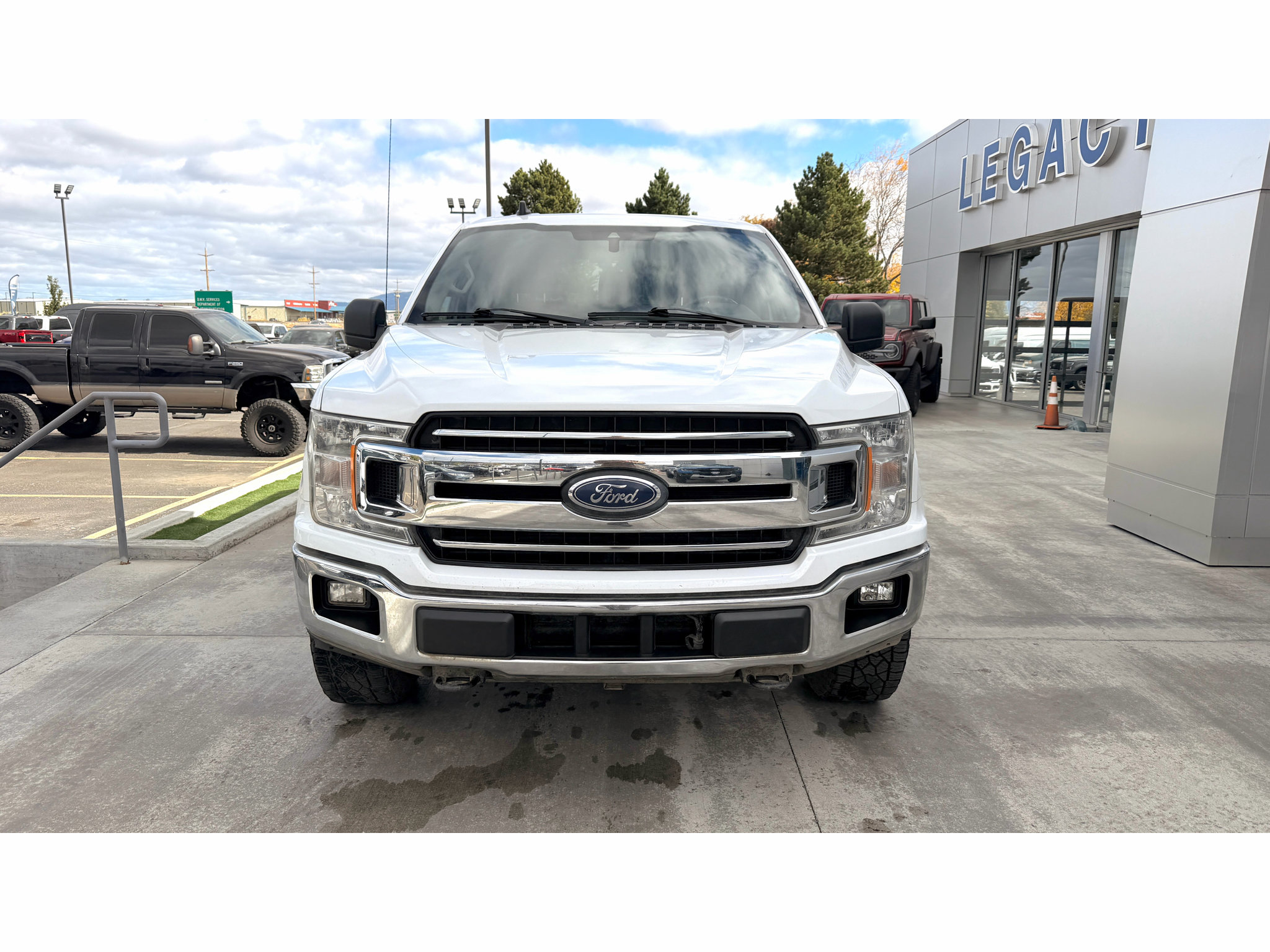 Used 2020 Ford F150 XLT AWD/4WD image 2