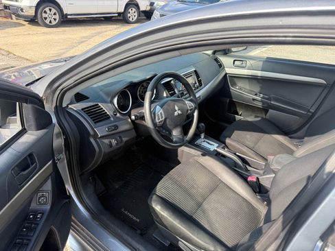 Used 2014 Mitsubishi Lancer ES image 5