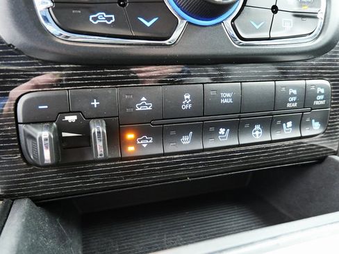 Used 2017 RAM 1500 Limited image 29