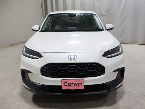New 2026 Honda HR-V LX image 2