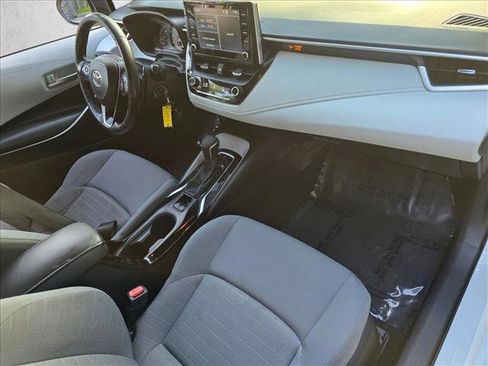 Used 2020 Toyota Corolla SE FWD image 19