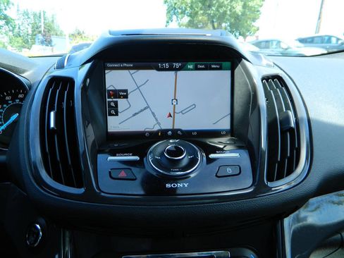 Used 2013 Ford Escape Titanium w/ Parking Technology Pkg AWD/4WD image 19