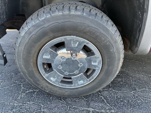 Used 2008 Chevrolet Colorado LT image 2