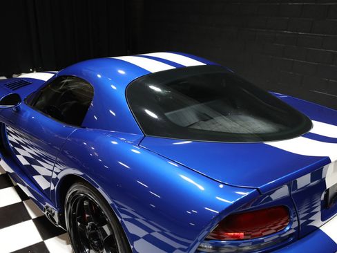 Used 2006 Dodge Viper SRT-10 w/ First Edition Group RWD image 29