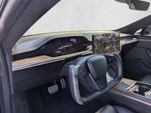 Used 2022 Tesla Model S AWD/4WD image 12
