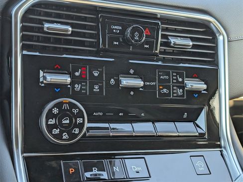 New 2026 Nissan Armada Platinum image 13