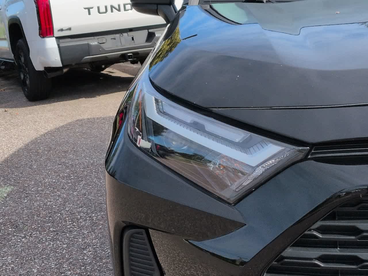 Certified 2023 Toyota RAV4 LE AWD/4WD image 10