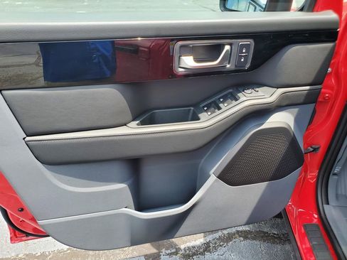 New 2025 INEOS Grenadier image 12