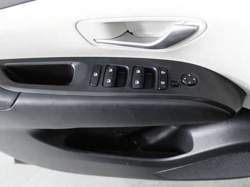 Certified 2024 Hyundai Tucson SEL FWD image 24