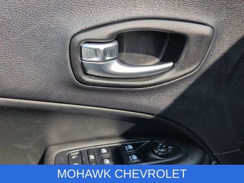 Used 2019 Jeep Compass Latitude AWD/4WD image 24