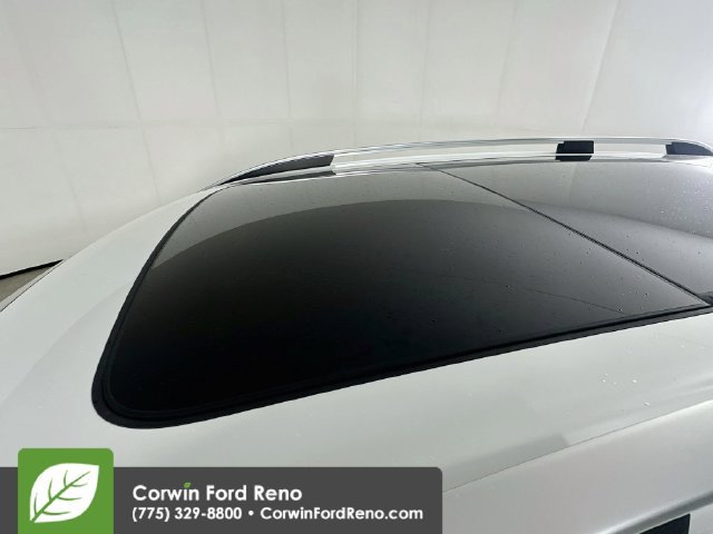 Used 2018 Volvo XC90 T6 Momentum w/ Momentum Plus Package AWD/4WD image 23
