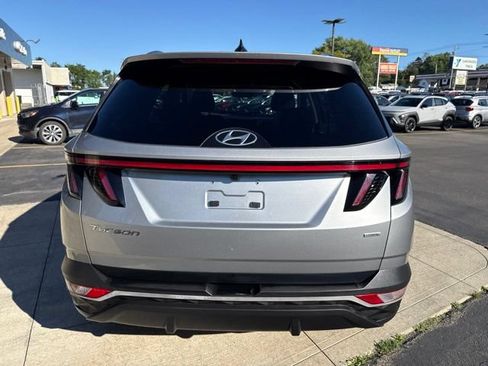 Used 2023 Hyundai Tucson SEL AWD/4WD image 17