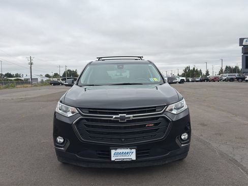 Used 2021 Chevrolet Traverse RS w/ LPO, Floor Liner Package AWD/4WD image 2