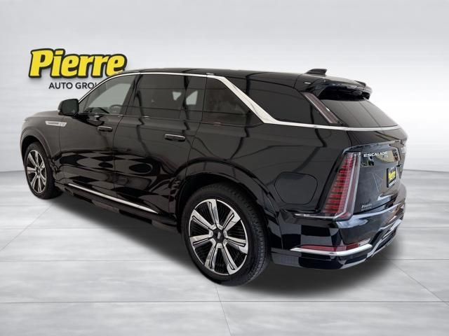 Used 2025 Cadillac Escalade IQ Luxury 2 w/ LPO, Premium Carpet Package AWD/4WD image 2