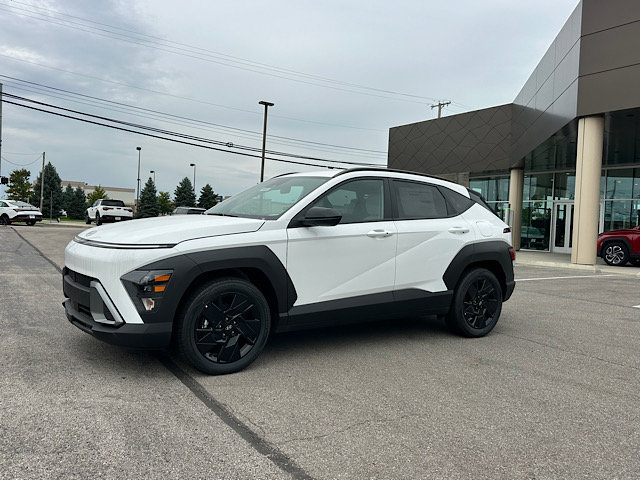 New 2027 Hyundai Kona SEL Sport FWD image 2