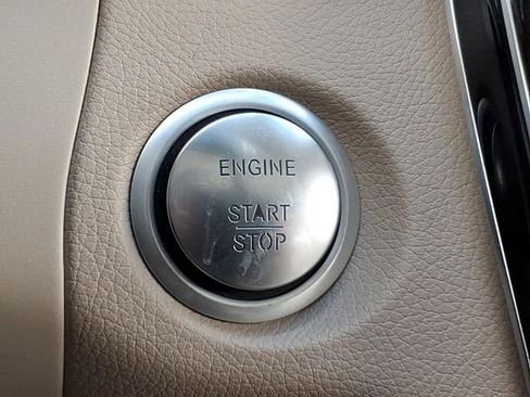 Used 2019 Mercedes-Benz GLC 300 image 28