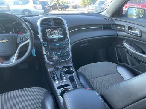 Used 2016 Chevrolet Malibu LT FWD image 26