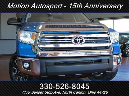 Used 2017 Toyota Tundra SR5 AWD/4WD image 42