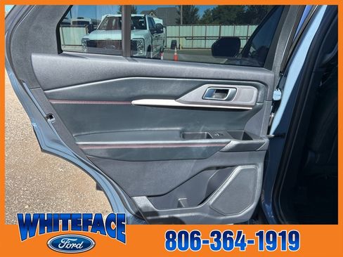 Used 2025 Ford Explorer ST-Line w/ Premium Package image 36