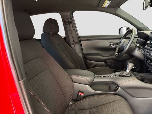 Used 2025 Honda HR-V Sport image 26