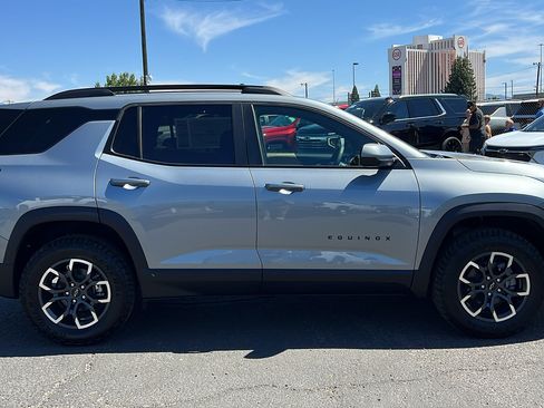 New 2026 Chevrolet Equinox ACTIV AWD/4WD image 4
