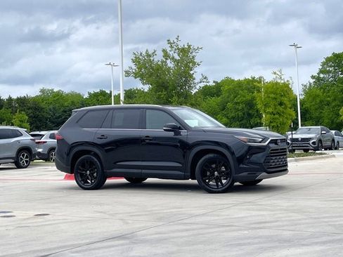 Used 2025 Toyota Grand Highlander FWD image 5