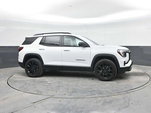 Used 2026 GMC Terrain Elevation w/ Black Edition AWD/4WD image 7
