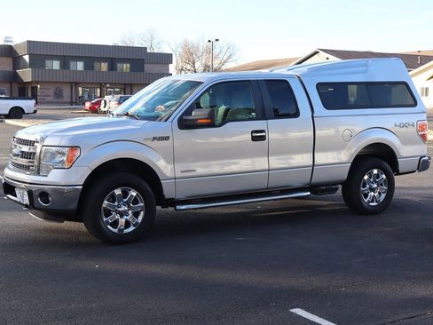 Used 2013 Ford F150 XLT w/ XLT Chrome Pkg image 12
