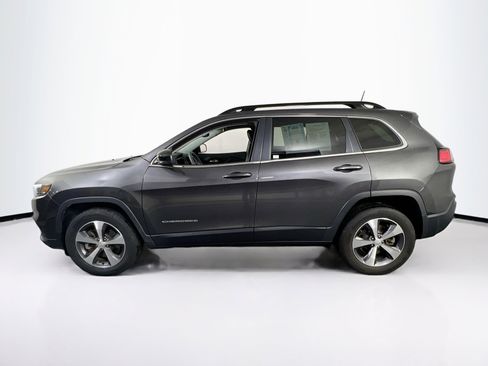 Used 2022 Jeep Cherokee Limited w/ Mopar Interior Package image 8