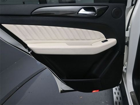 Used 2018 Mercedes-Benz GLE 43 AMG GLE 43 AMG image 23