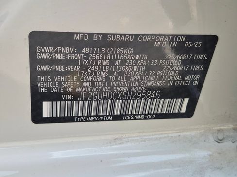 Used 2025 Subaru Crosstrek 2.5i Premium AWD/4WD image 15